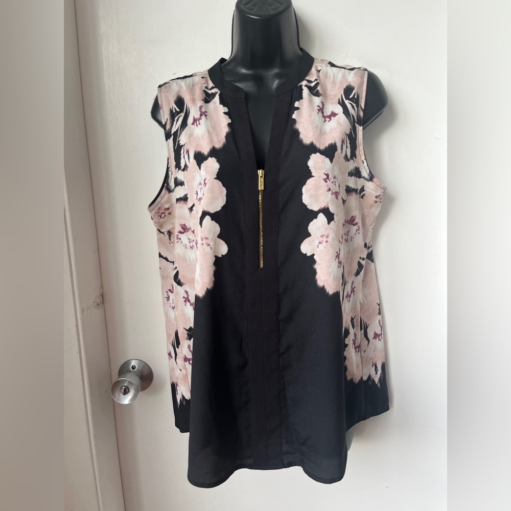 Calvin Klein Women Black Floral Print Sleeveless Casual top size M